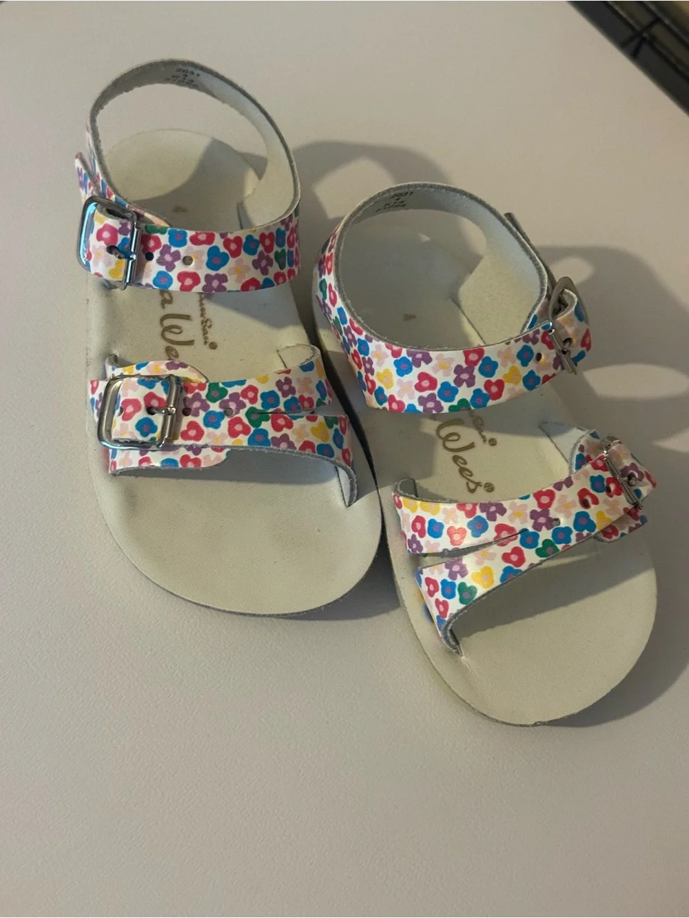 Sun-San Sea Wees Double-Buckle Floral Sandals